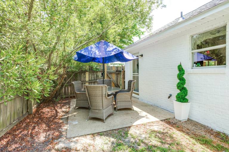 1 Mi to Ole Miss: Pet-Friendly Retreat w/ Yard — photo 2