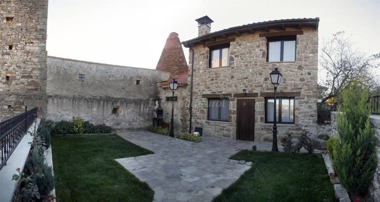 Casa rural Valdeavellano de Tera