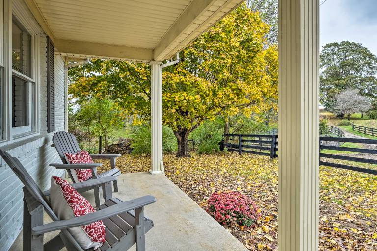 Peaceful Bluegrass Getaway on 10-Acre Farm! — photo 2