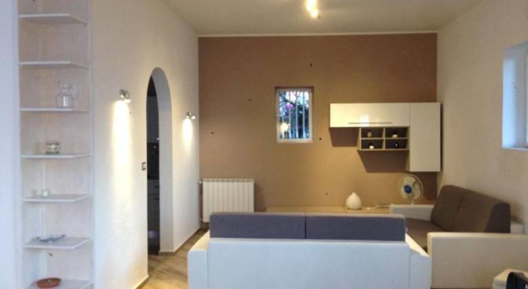 Villa with pool — photo 2