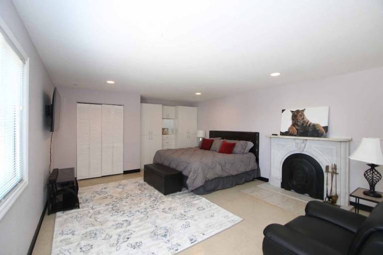 Apartment  Fairview Heights