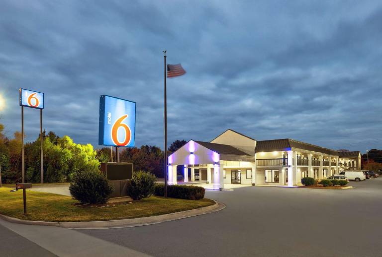 Motel 6 Scottsboro, AL – Hwy 72 in Scottsboro, AL