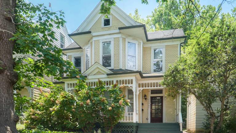 House  Clifton