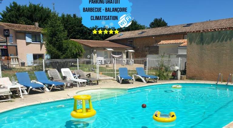 Bel Appartement T2 Climatise avec piscine Poitiers-Futuroscope-CREPS de Poitiers in Poitiers