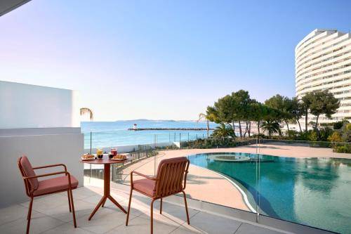 Marina Baie des Anges Hotel, Curio Collection by Hilton — photo 2