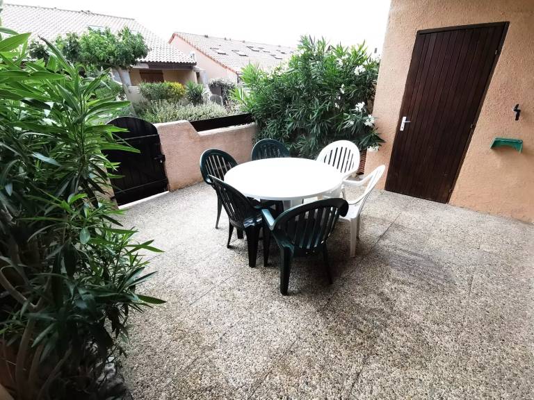 Vacation home with 2 rooms for 6 persons in Leucate