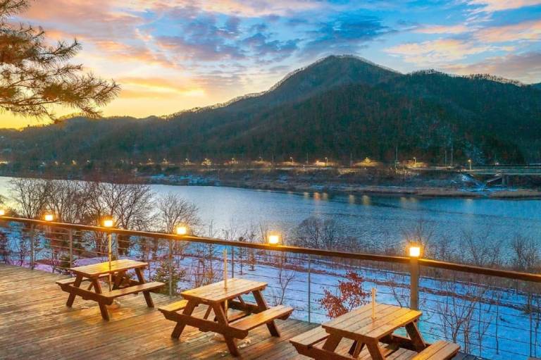 Gapyeong Rowa River View Pension