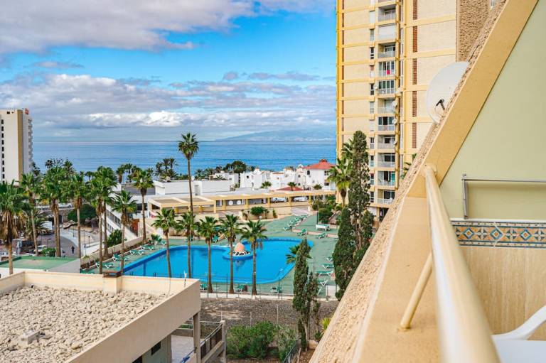 Aparthotel Costa Adeje