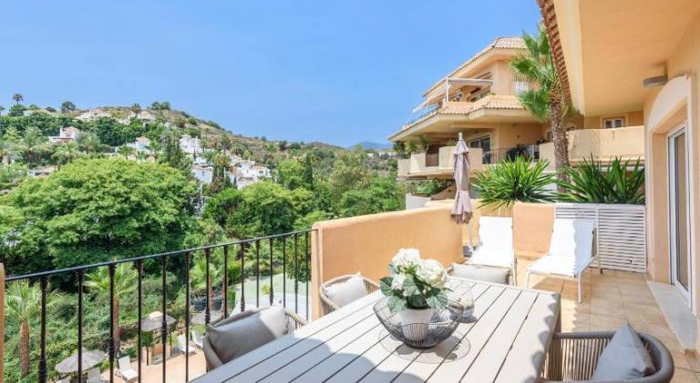 Fully equipped holiday apartment with patio, yard & heated pool | Suitable for remote work | Pet-friendly — photo 2