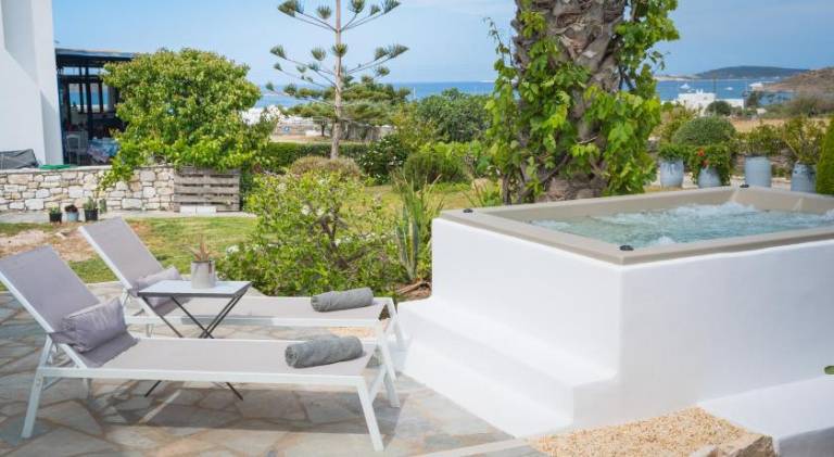 Charming apartment with hot tub, BBQ & terrace | Pet-friendly — photo 3