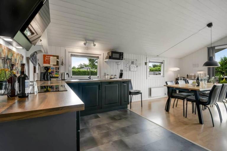 Nice house with patio, garden & sauna | Dogs allowed — photo 2