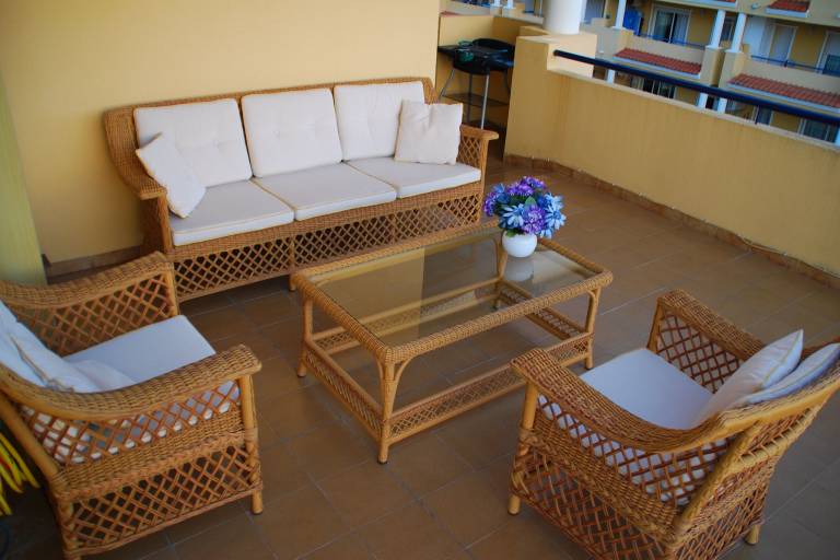 Rental apartment with garden, terrace & pool | Mountain view — photo 2