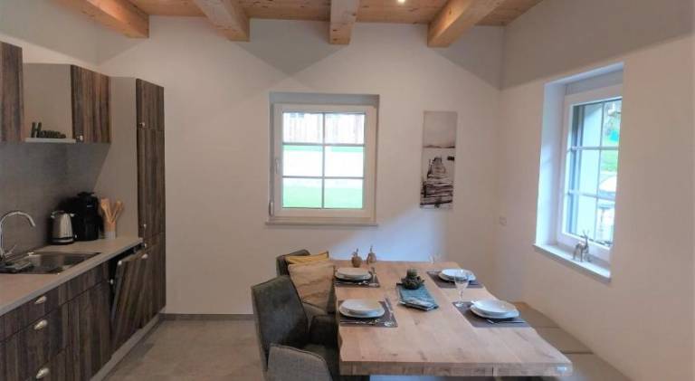 Holiday apartment with jacuzzi — photo 4