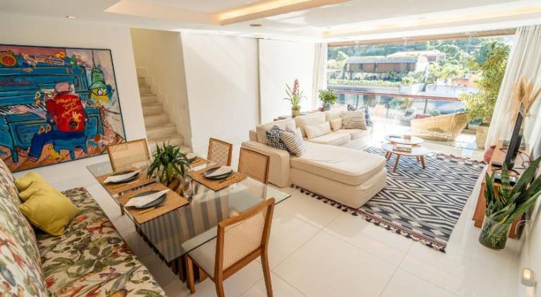 Beautiful rental apartment with pool | Pet-friendly — photo 2