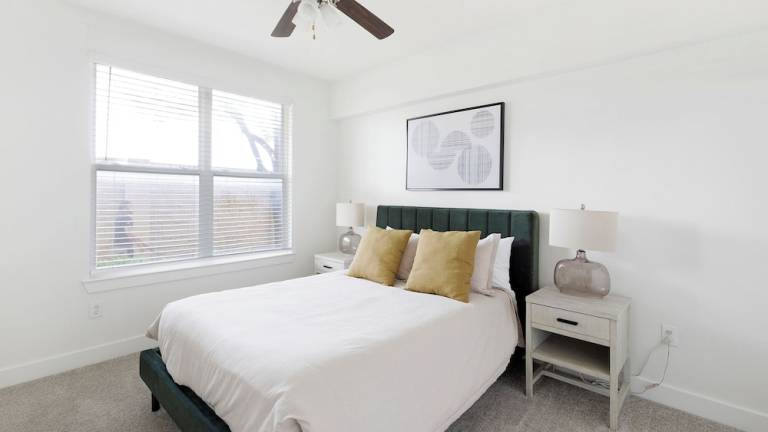 Apartment Far North Dallas