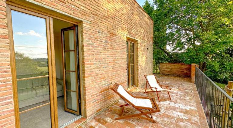 Farm with terrace, garden & hot tub | Pets are welcome — photo 4