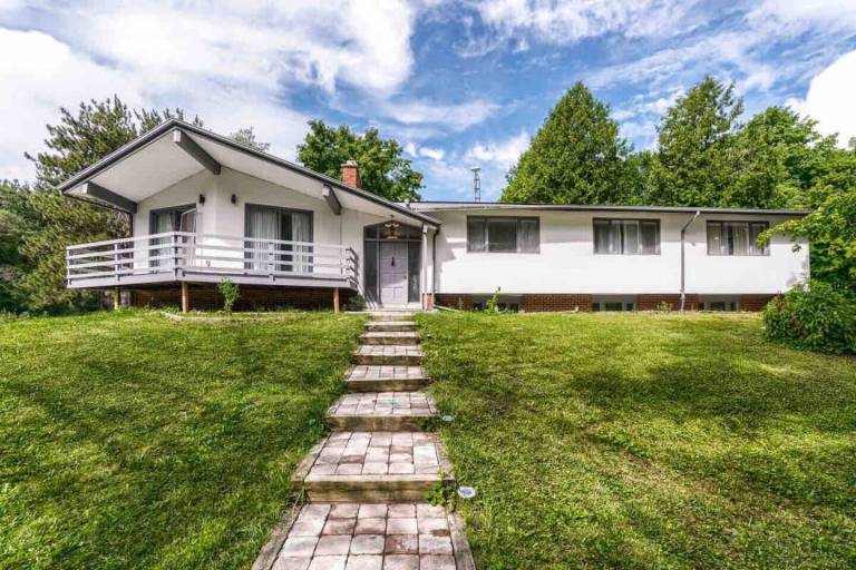 House  Orangeville