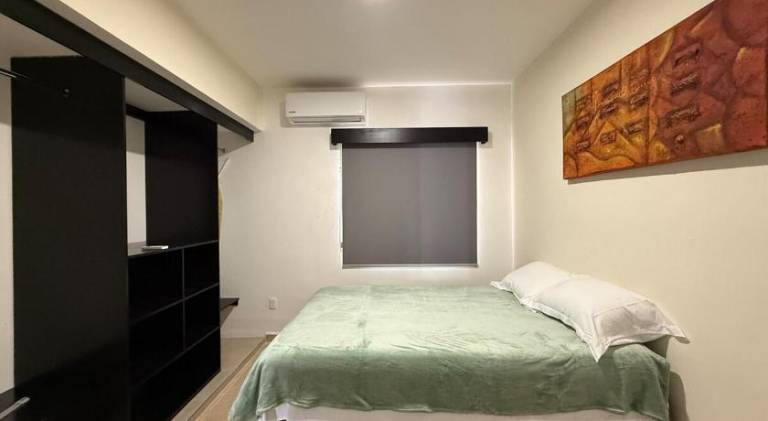 Apartment with pool — photo 2