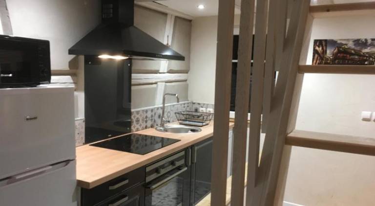 Vacation home with grill & terrace — photo 2