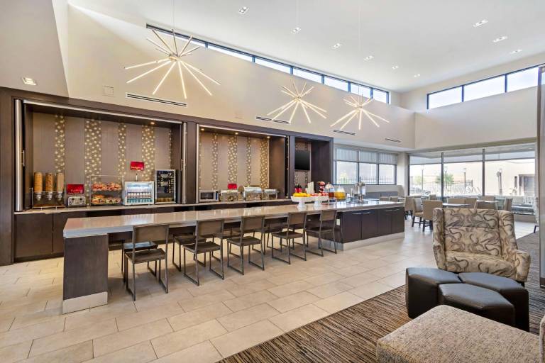 Best Western Plus Executive Residency Rigby's Water World Hotel — photo 2