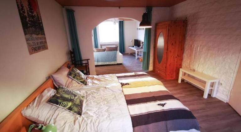 Apartment with 1 room for 4 persons — photo 2