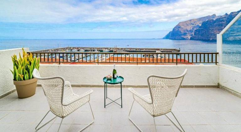 Apartment with pool & terrace in Santa Cruz de Tenerife