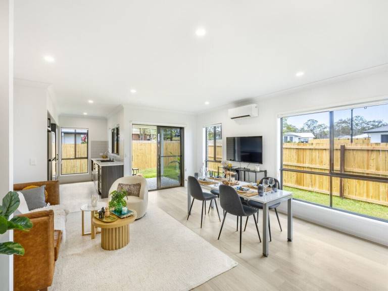 House Browns Plains