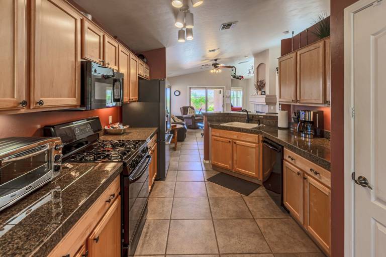 House  Marana