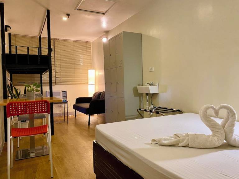 Hostel Makati