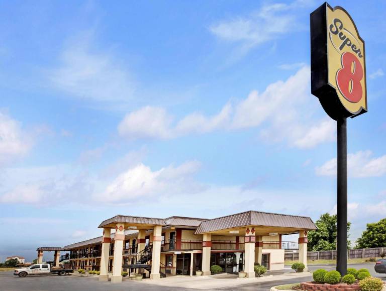 Super 8 By Wyndham Shawnee in Shawnee, OK