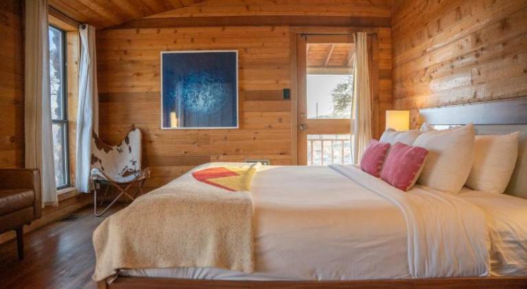 Lodge with terrace — photo 2