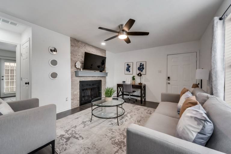 I65 – World Cup Stay - 18 min to AT&T - Sleeps 2 - Public Transit — photo 3