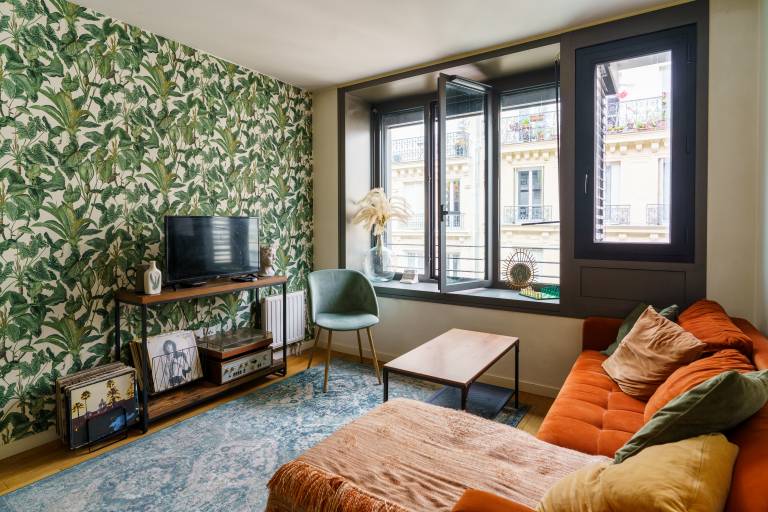 Refreshing 1BD Retreat near Canal Saint Martin