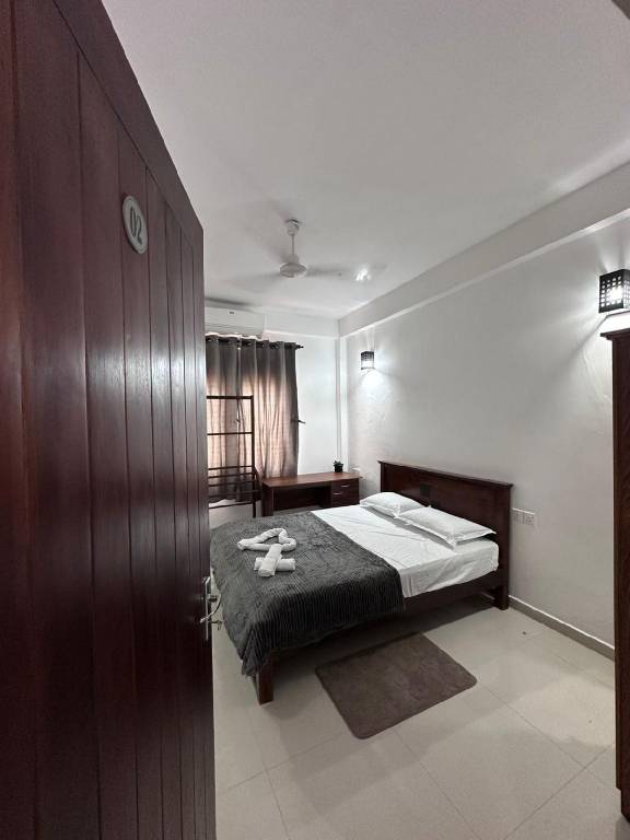 Serrena Airport Guest House Colombo