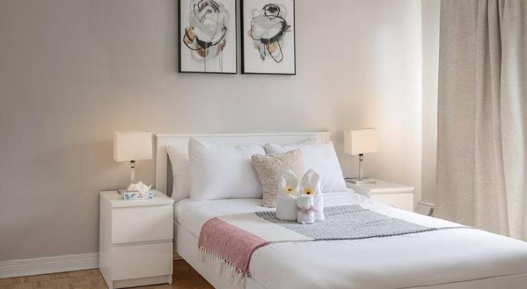 Outstanding 1BR in Heart of Downtown Montreal — photo 2