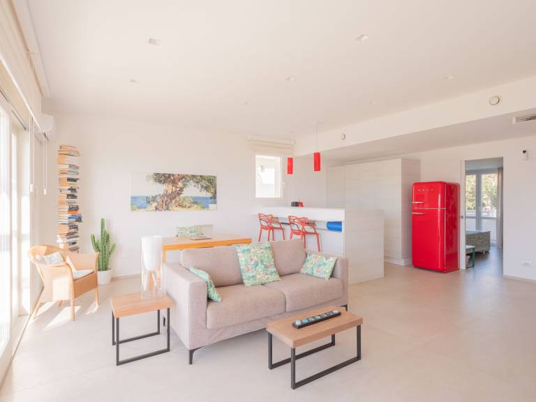 Villa with hot tub, grill & garden | Close to the beach | Pets allowed — photo 4