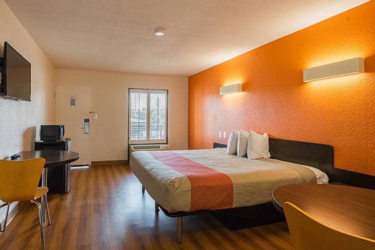 Motel Oakdale