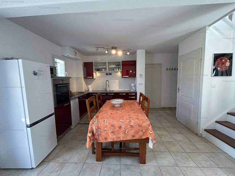 Vacation home with private pool & barbecue — photo 3
