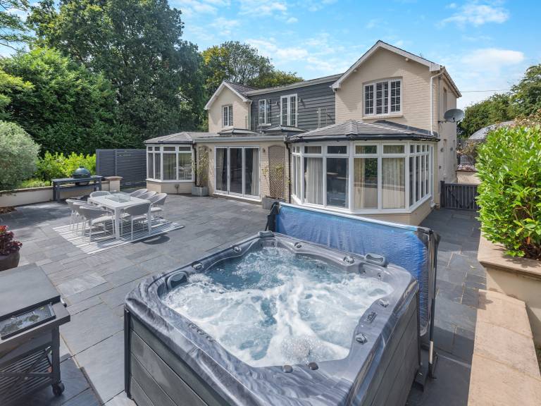 Cottage  Medstead