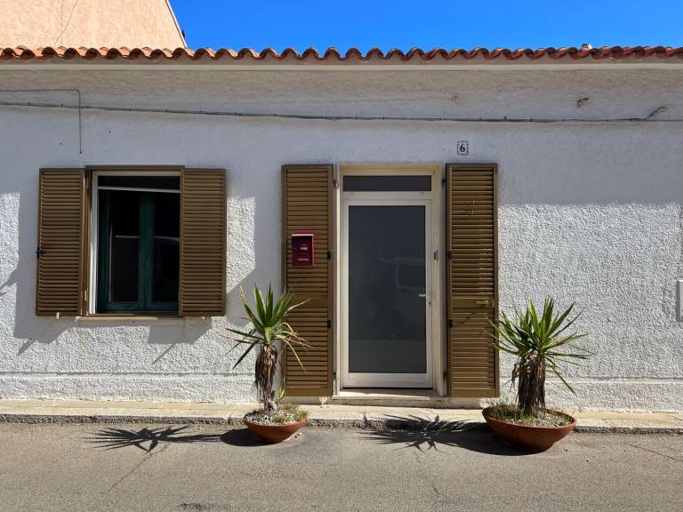 House with 2 rooms for 5 persons — photo 5