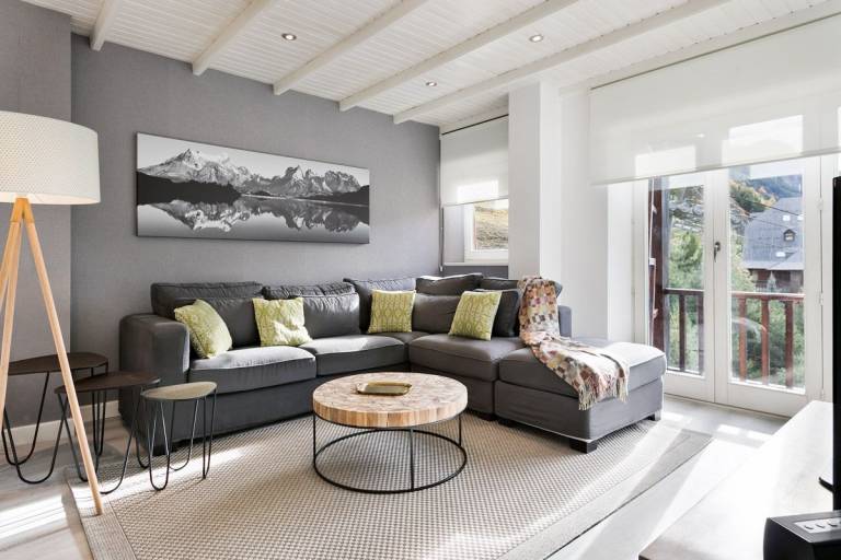Family-friendly wonderful apartment with fast internet | Mountain view | Next to the ski | Pet-friendly — photo 2