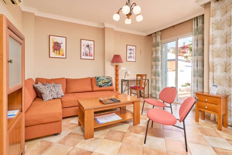 Holiday Home 'Rincón De Marinos' with Sea View, Wi-Fi and Air Conditioning — photo 5
