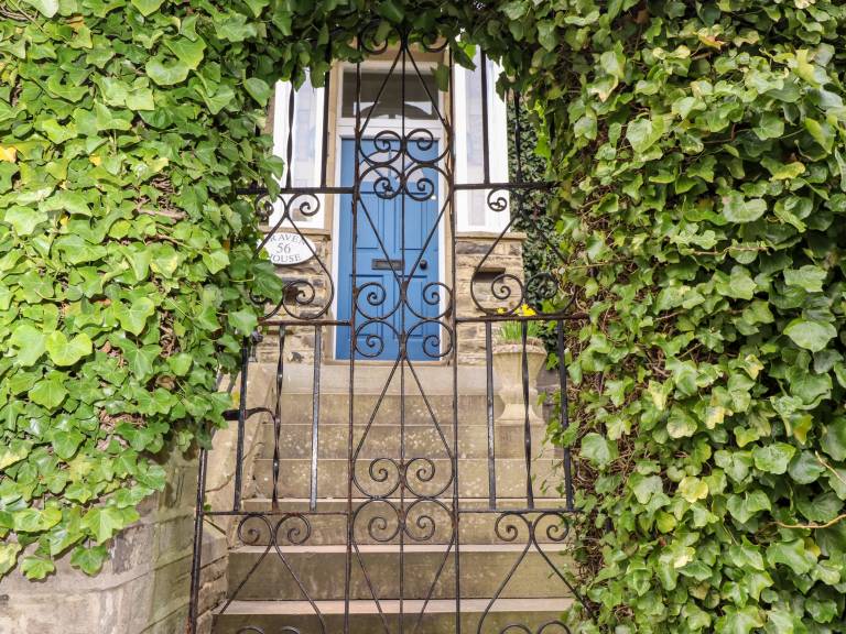 Family-friendly wonderful cottage with terrace & garden | Dogs allowed — photo 3