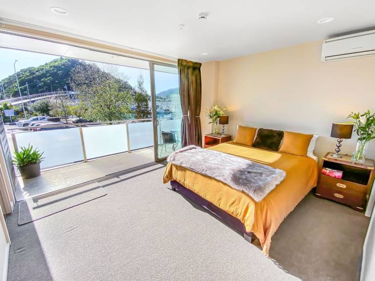 Apartment  Picton