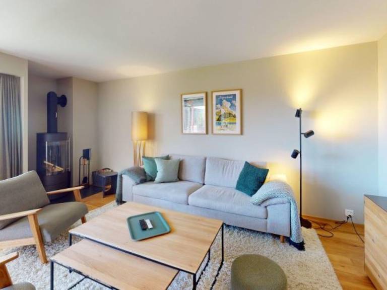 Apartment with patio & garden — photo 2