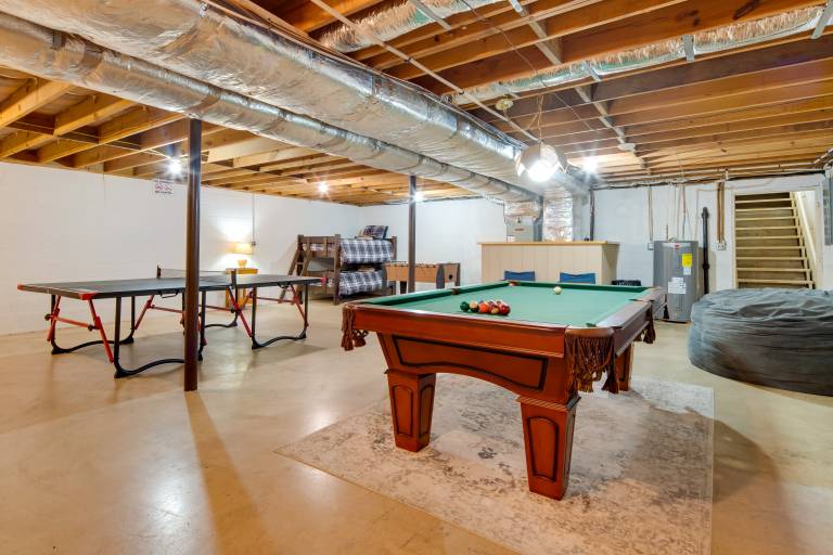 Scenic Asheville Area Retreat: Hot Tub & Game Room — photo 5