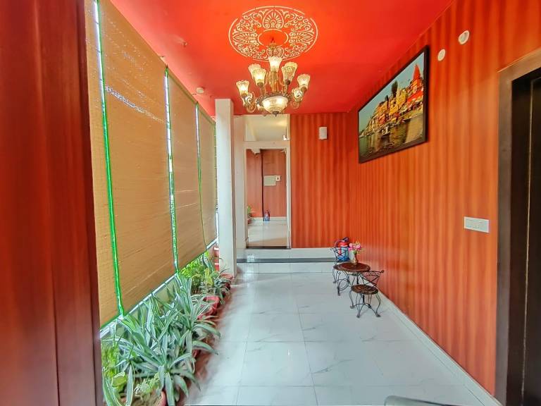 Hotel Yash Residency Near Assi Ghat — photo 4