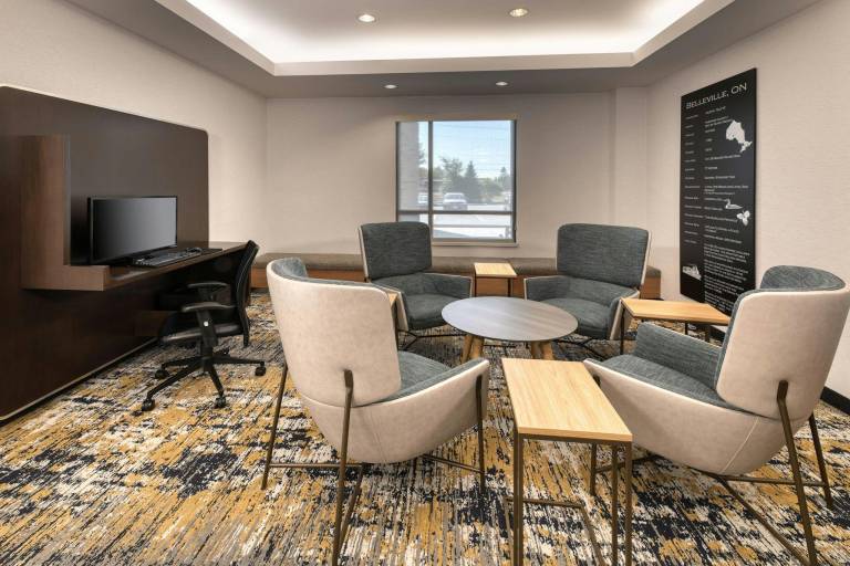 TownePlace Suites by Marriott Belleville — photo 4