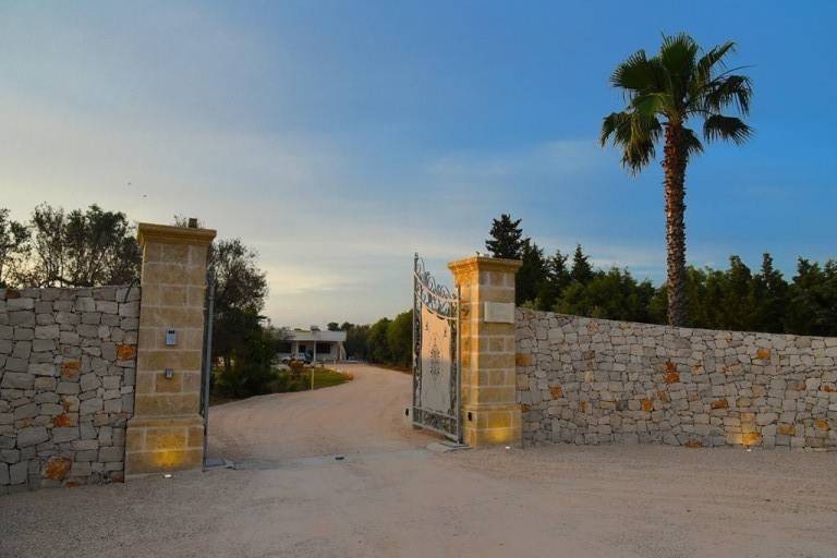 Child-friendly charming villa with yard & terrace | Dogs allowed — photo 3