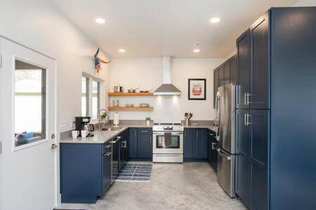 Vacation home with garden — photo 4